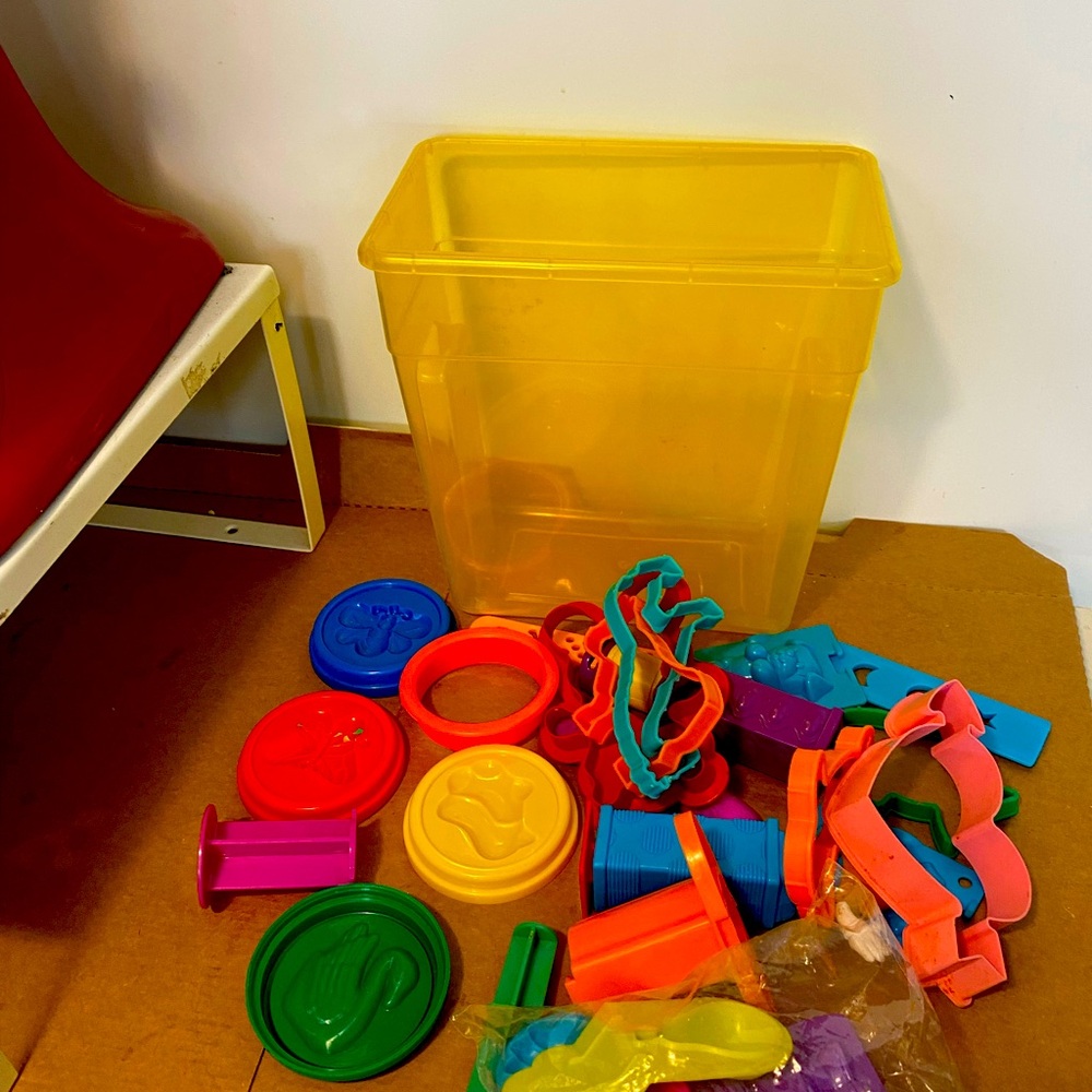 Play dough items